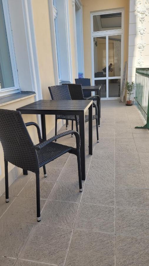 Apartman U Kolonady Marianske Lazne Bagian luar foto