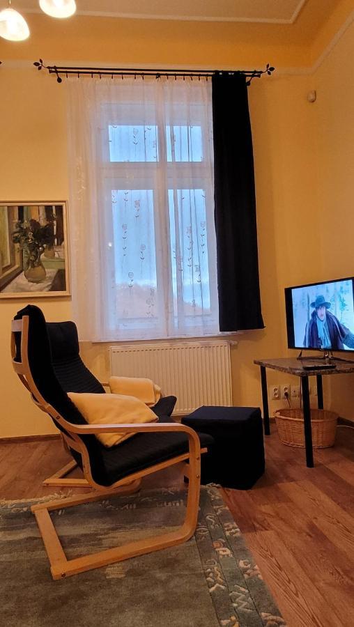 Apartman U Kolonady Marianske Lazne Bagian luar foto