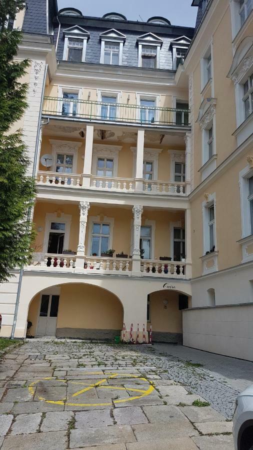 Apartman U Kolonady Marianske Lazne Bagian luar foto